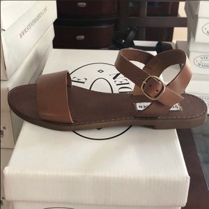 Brand new brown Steve Madden sandals.